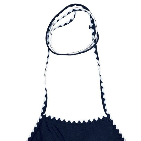 CUPSHE NWOT One Piece Swimsuit Black White Crochet Trim Size M - Picture 5 of 10